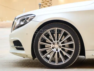 2015 مرسيدس - بنز إس 400 أي إم جي