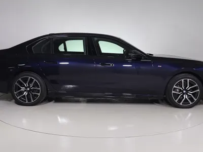 2026 بي ام دبليو الفئة السابعة 735أي