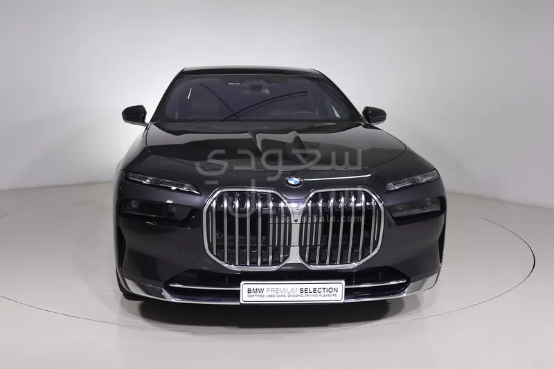 2026 بي ام دبليو الفئة السابعة 740أي