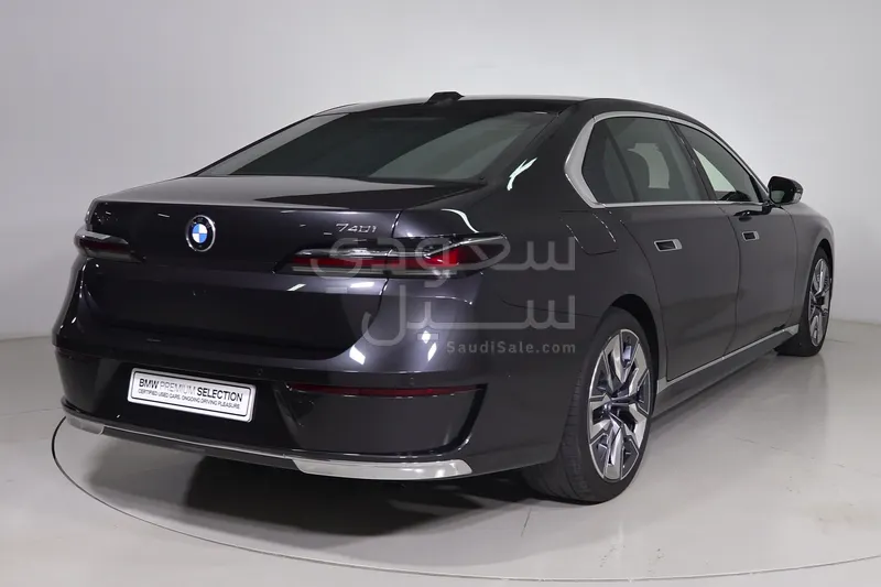 2026 بي ام دبليو الفئة السابعة 740أي