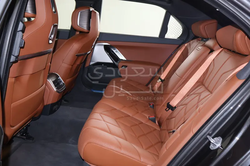 2026 بي ام دبليو الفئة السابعة 740أي