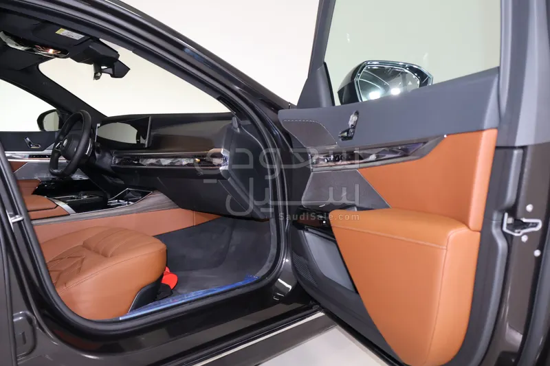 2026 بي ام دبليو الفئة السابعة 740أي