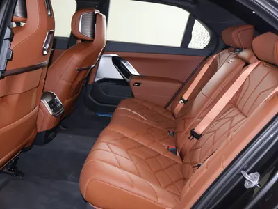 2026 بي ام دبليو الفئة السابعة 740أي