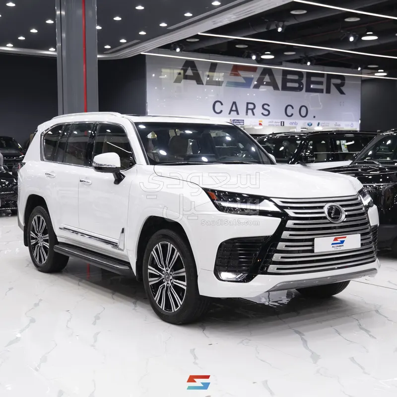 2025 لكزس إل إكس 600