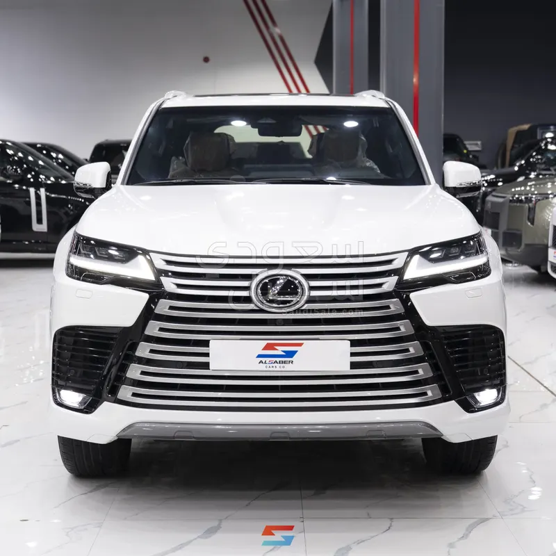 2025 لكزس إل إكس 600