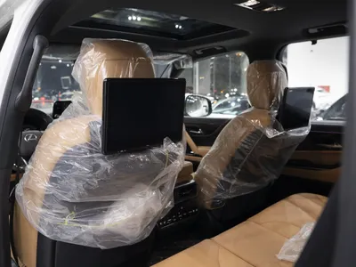 2025 لكزس إل إكس 600