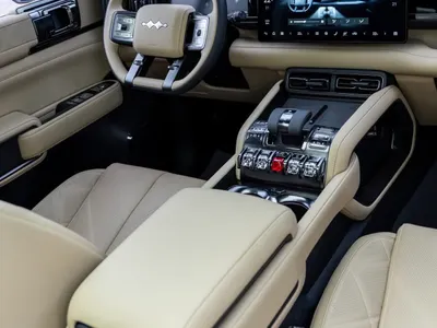 2026 بي واي دي ليوبارد 5