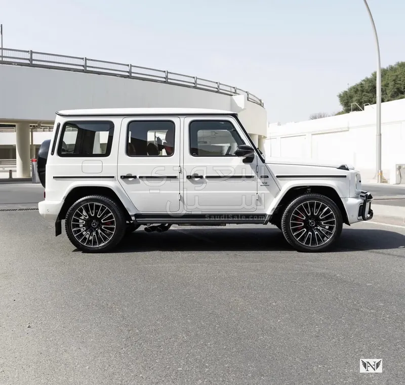 2025 مرسيدس - بنز جي 63 أي إم جي