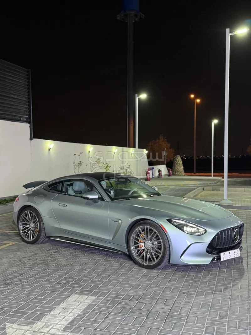 2025 مرسيدس - بنز جي تي 63إس