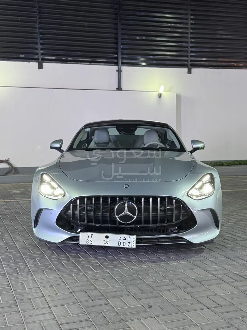 2025 مرسيدس - بنز جي تي 63إس