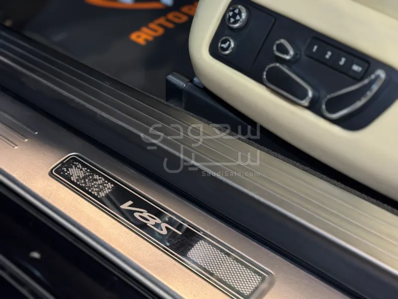 2016 بنتلي كونتيننتل جي تي الاصدار الاول