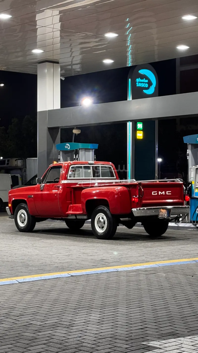 1983 جي ام سي 3500