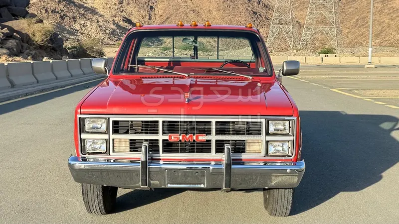 1983 جي ام سي 3500