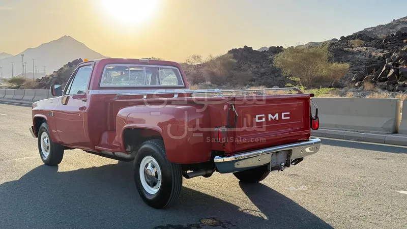 1983 جي ام سي 3500