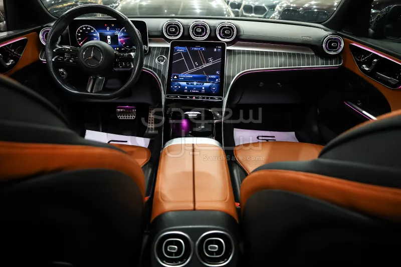 2023 مرسيدس - بنز سي 300