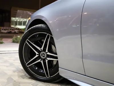 2023 مرسيدس - بنز سي 300