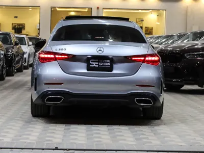2023 مرسيدس - بنز سي 300