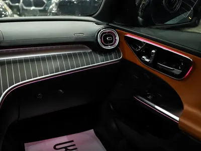 2023 مرسيدس - بنز سي 300