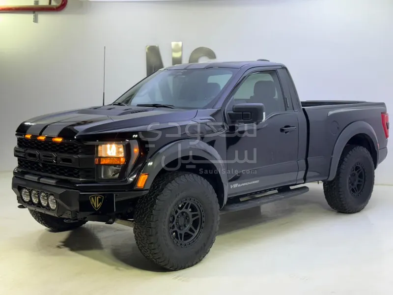 2023 فورد اف 150