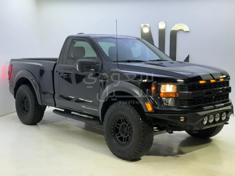 2023 فورد اف 150