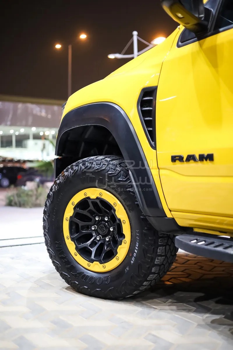 2023 دودج رام تي ار اكس