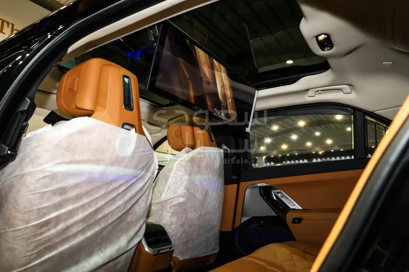 2026 بي ام دبليو الفئة السابعة 735أي