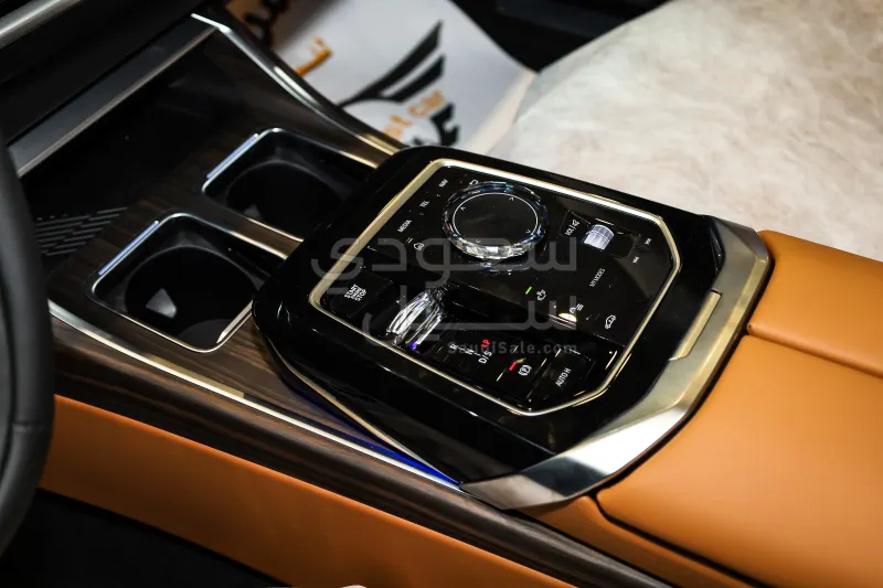 2026 بي ام دبليو الفئة السابعة 735أي