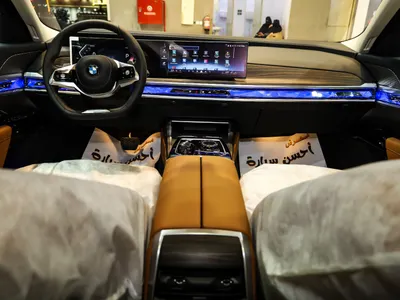 2026 بي ام دبليو الفئة السابعة 735أي