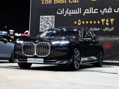 2026 بي ام دبليو الفئة السابعة 735أي