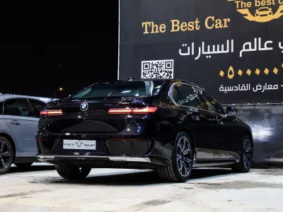 2026 بي ام دبليو الفئة السابعة 735أي