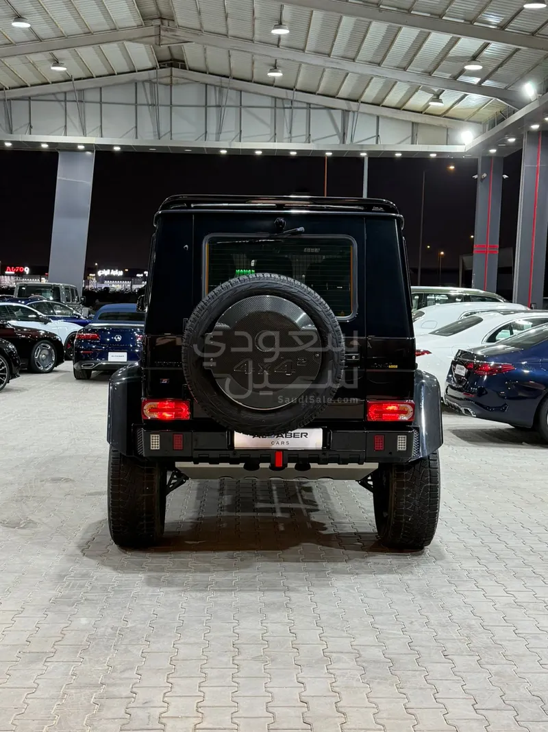 2017 مرسيدس - بنز جي 500 4×4