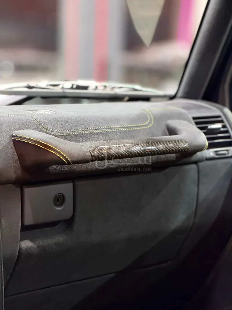 2017 مرسيدس - بنز جي 500 4×4