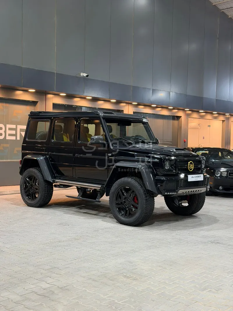 2017 مرسيدس - بنز جي 500 4×4