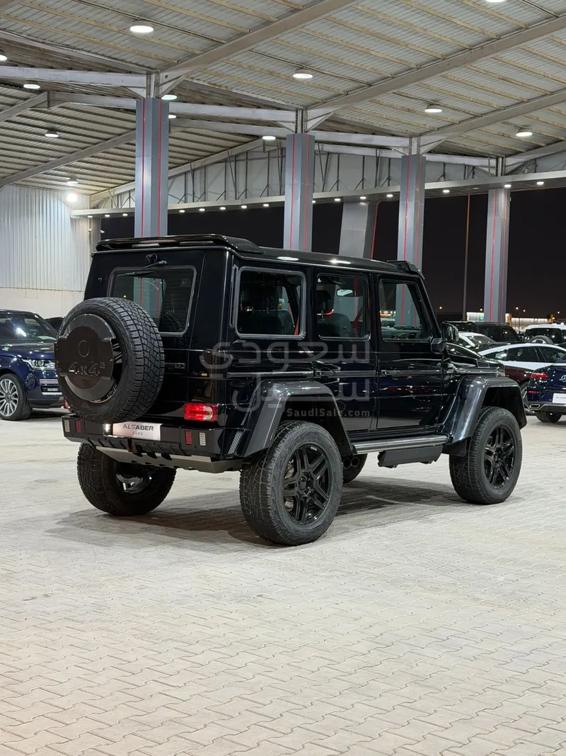 2017 مرسيدس - بنز جي 500 4×4