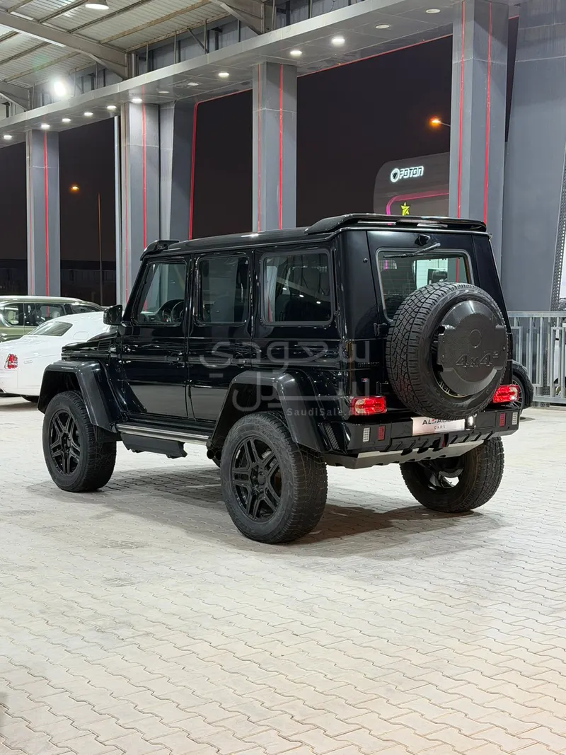 2017 مرسيدس - بنز جي 500 4×4