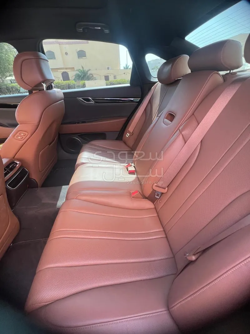 2020 جينيسيس جي 80