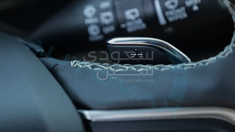 2025 جييب جراند شيروكي ليمتد بلس