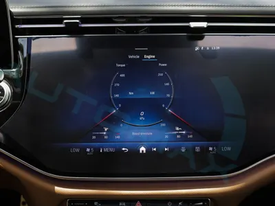 2026 مرسيدس - بنز إي 300 أي إم جي