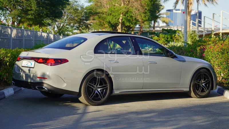 2026 مرسيدس - بنز إي 200 أي إم جي