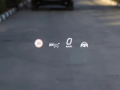 2026 مرسيدس - بنز إي 200 أي إم جي