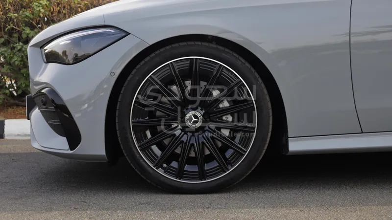 2026 مرسيدس - بنز سي إل إي 200