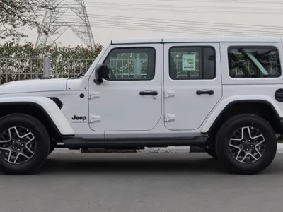 2025 جييب رانجلر صحارى