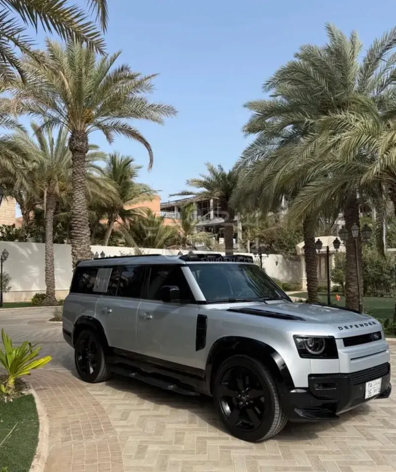 2024 Land Rover Defender 130