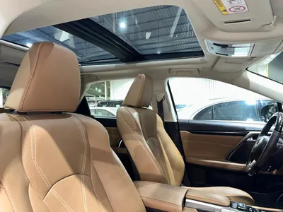 2019 لكزس أر إكس 350