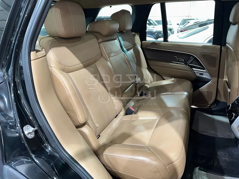 2022 لاند روفر رينج روفر اتش اس اي