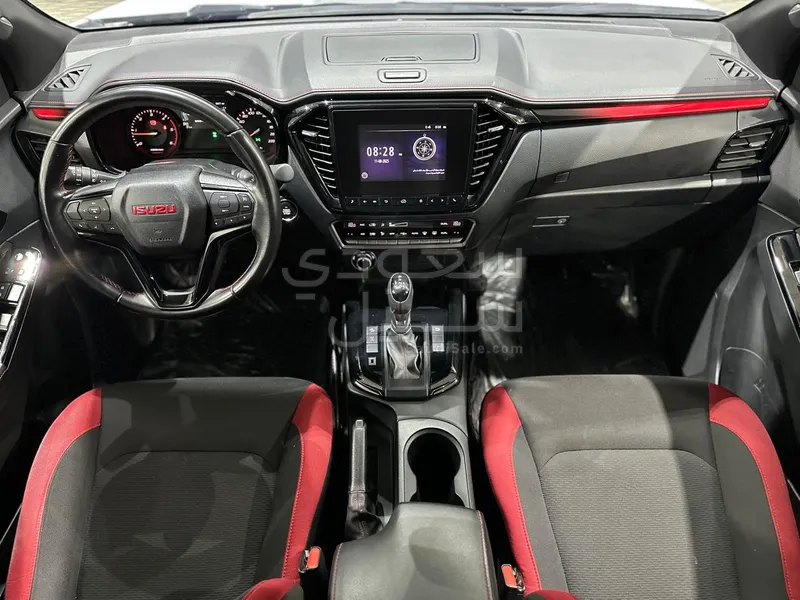 2023 ايسوزو دي ماكس جي تي