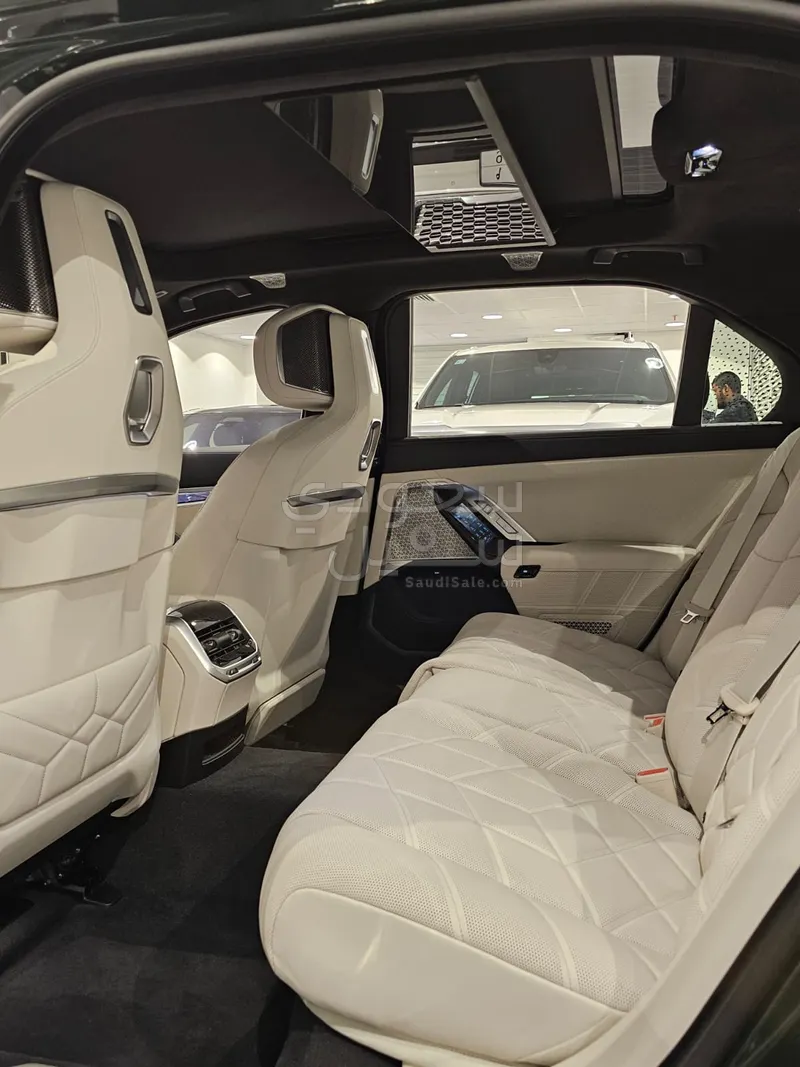 2026 بي ام دبليو الفئة السابعة 760أي