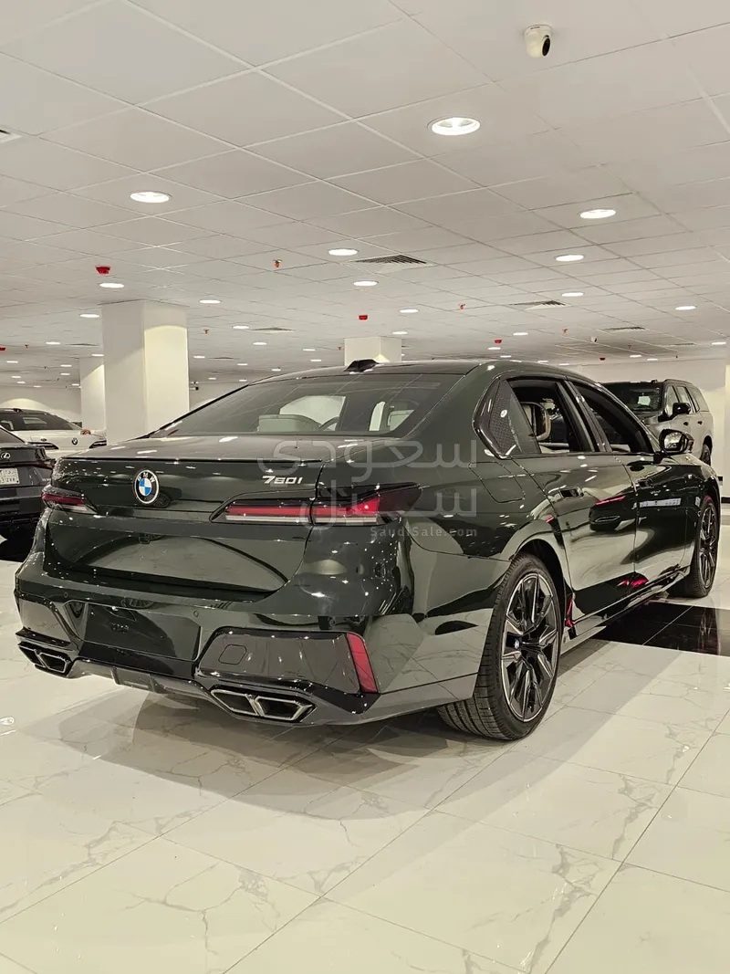 2026 بي ام دبليو الفئة السابعة 760أي