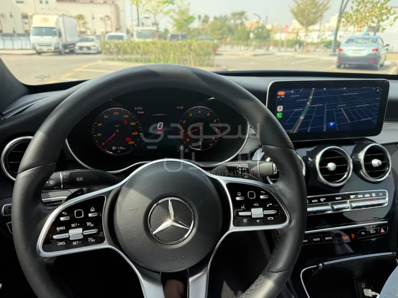 2021 مرسيدس - بنز سي 300