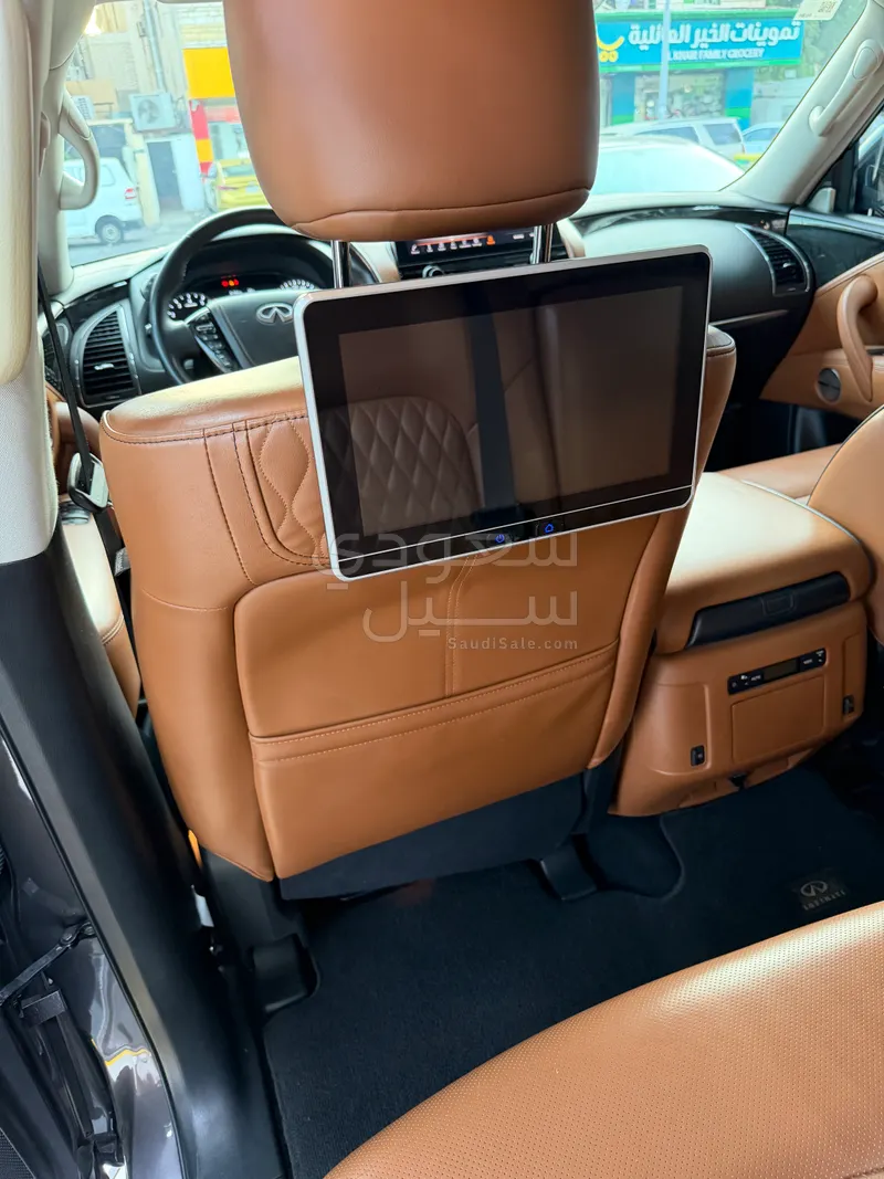 2022 انفينيتي كيو اكس 80